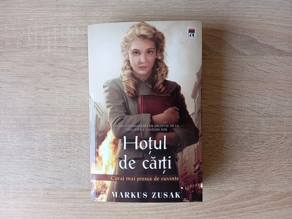 Markus Zusak - Hoțul de cărți - Coperta Fata